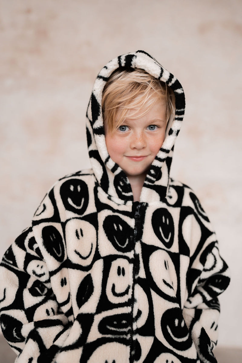 FACE CHECKERBOARD SHERPA KIDS FUNNEL COAT