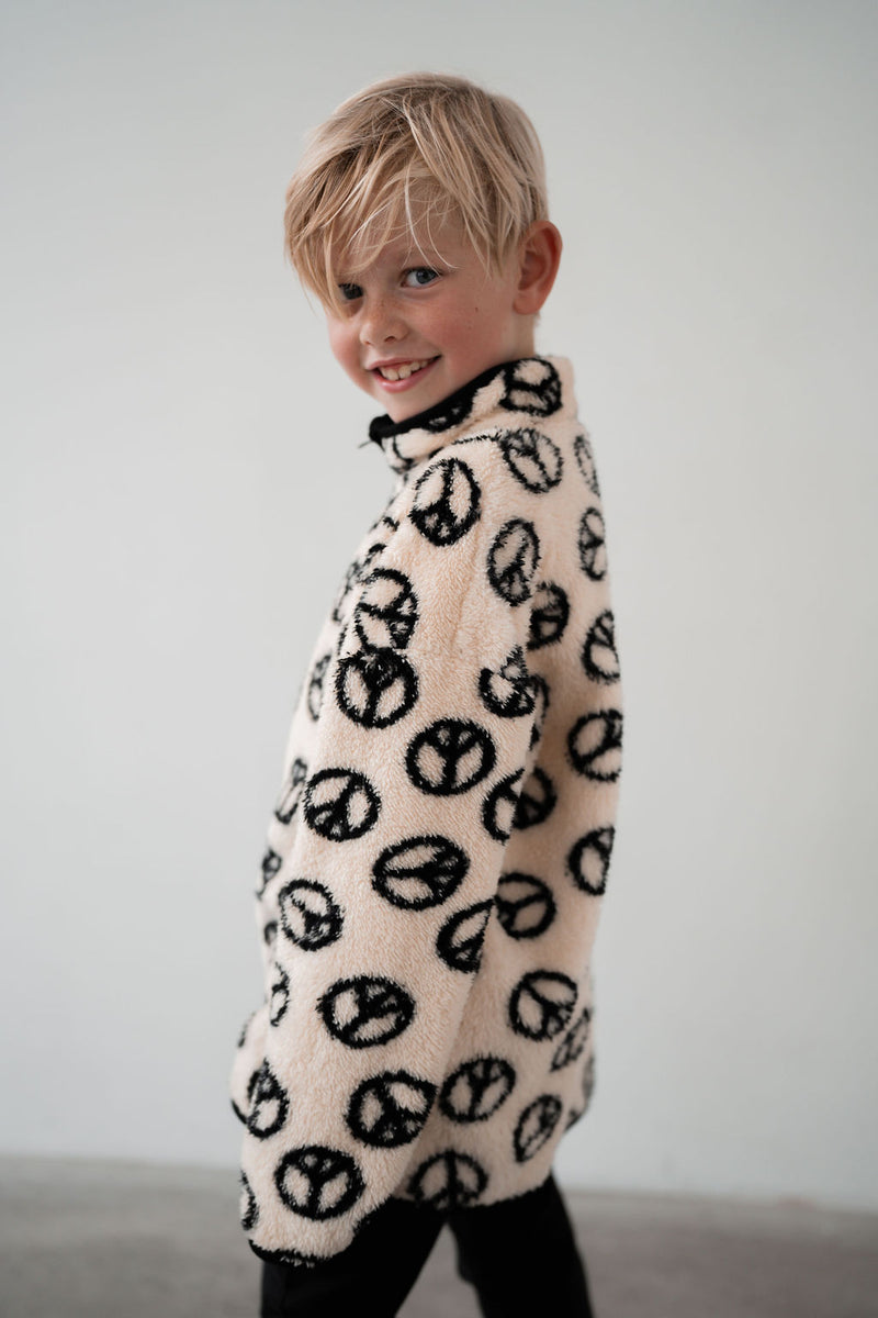 PEACE SIGN FLUFFY KIDS FUNNEL COAT