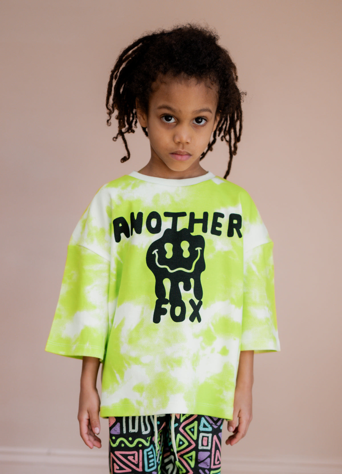 SMILE TIE DYE KIDS TEE